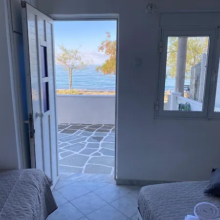 Poseidon Street νεα μεσαγγαλα γκαρσονιέρα 1 Holiday home Nea Mesagkala