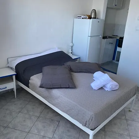 Poseidon Street νεα μεσαγγαλα γκαρσονιέρα 1 Nea Mesagkala