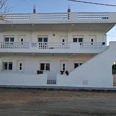Poseidon Street νεα μεσαγγαλα γκαρσονιέρα 1 * Nea Mesagkala