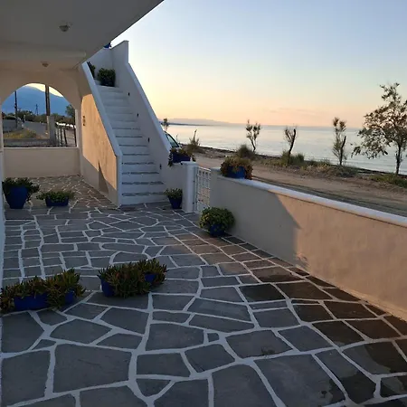 Poseidon Street νεα μεσαγγαλα γκαρσονιέρα 1 *